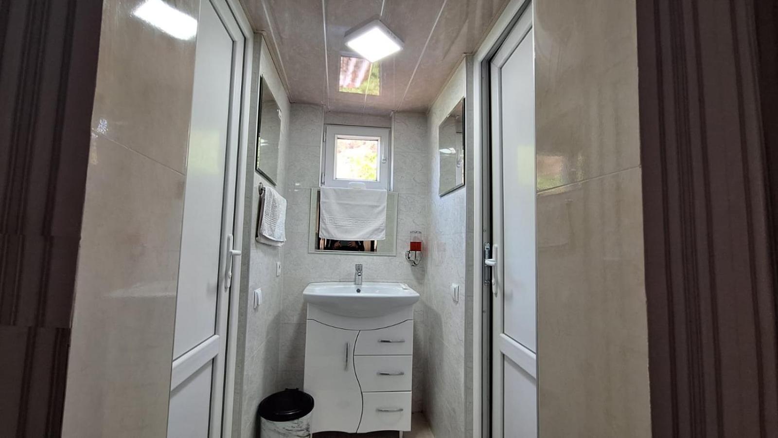 Guest House "Svaneti" Lentekhi 外观 照片