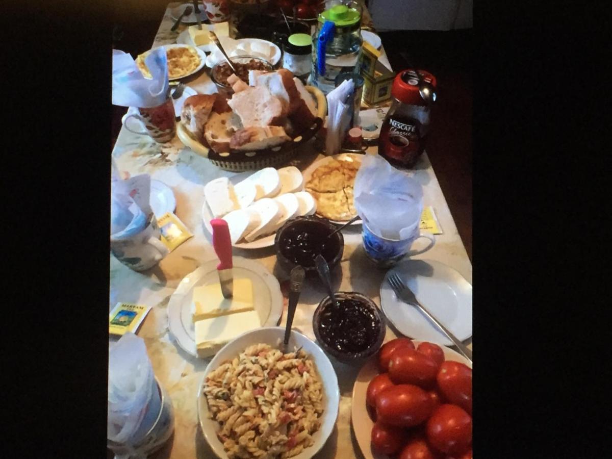Guest House "Svaneti" Lentekhi 外观 照片