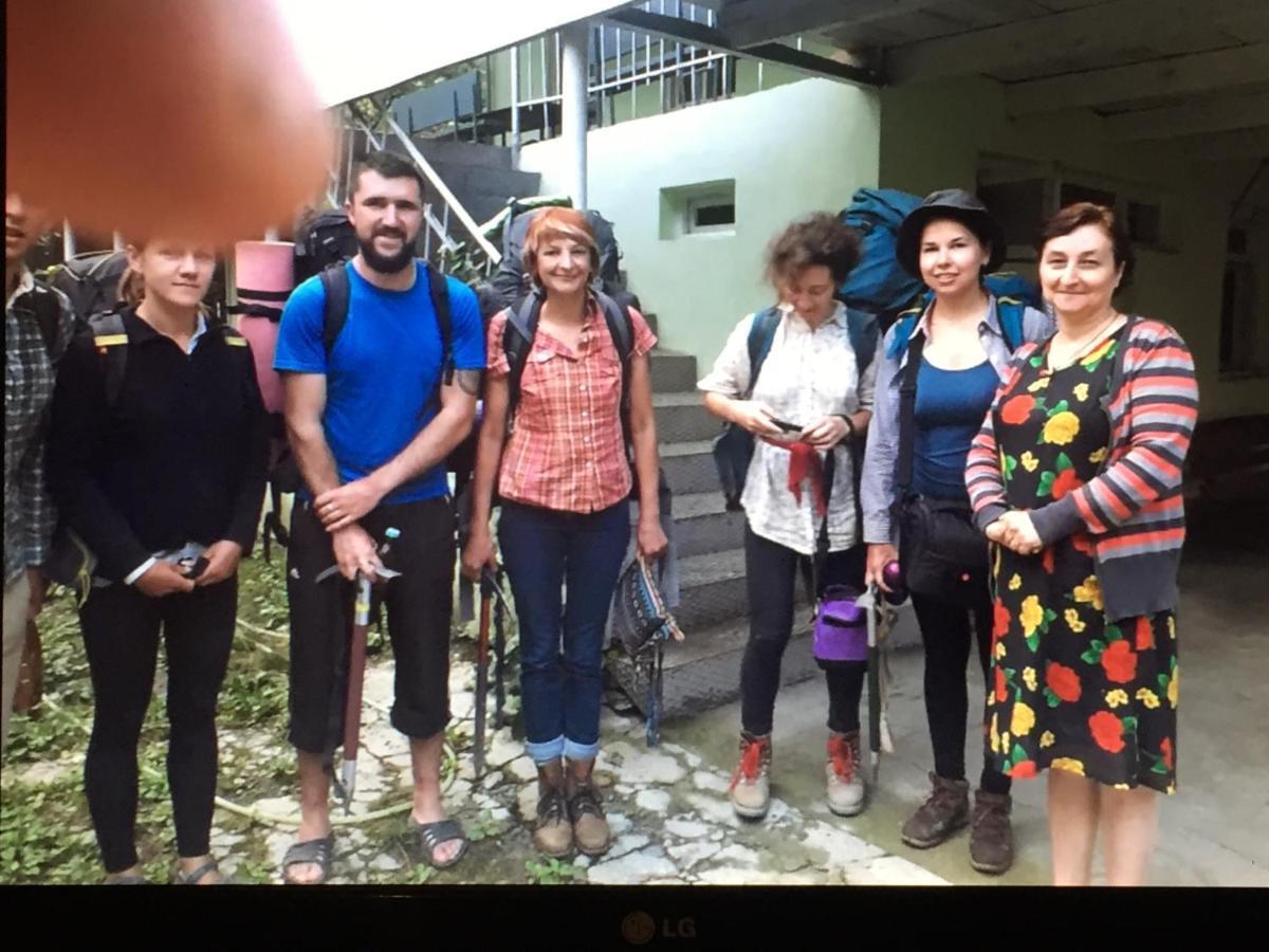 Guest House "Svaneti" Lentekhi 外观 照片